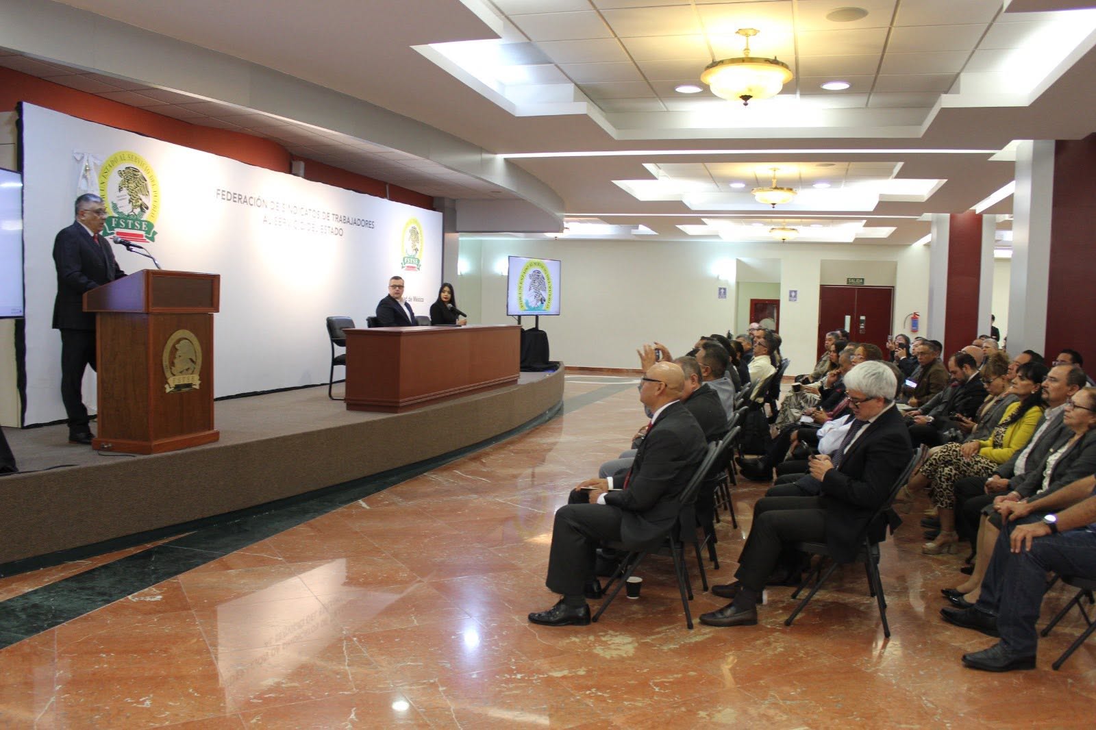 reunion trabajo fstse01